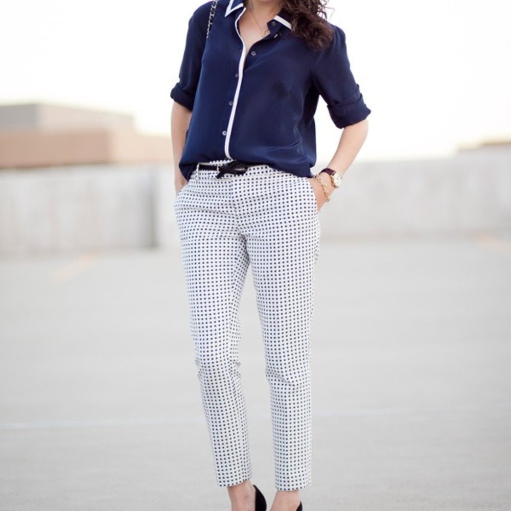 Banana Republic White Pant w/Navy Dots Size Misses 4 NWT
